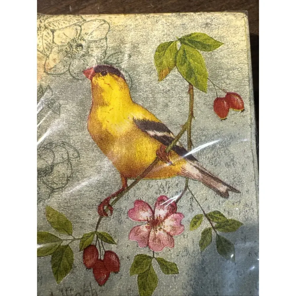 Guest Towel Qty: 16, 2 Ply Napkins 13 In x 1/32 In X 15 1/4 In. Yellow Bird